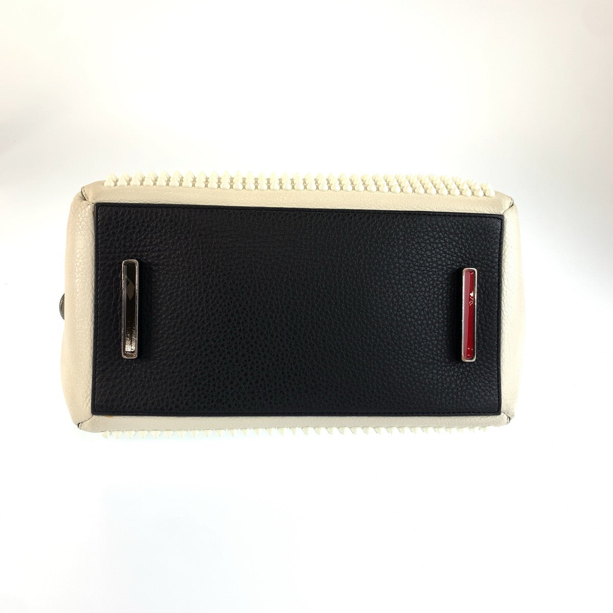 Christian Louboutin クリスチャンルブタン パネトーネ ホワイト クリーム シルバー金具 レザー / メタル ハンドバッグ ショルダーバッグ 2WAY レディース AB