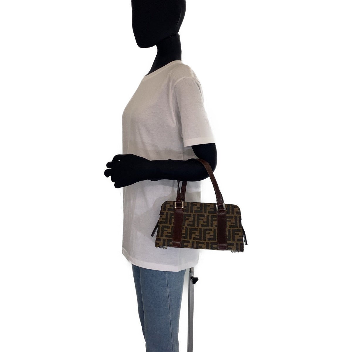 10224
FENDI フェンディ ヴィンテージ ズッカ柄 ブラウン シルバー金具 キャンバス / レザー ショルダーバッグ ハンドバッグ トートバッグ レディース