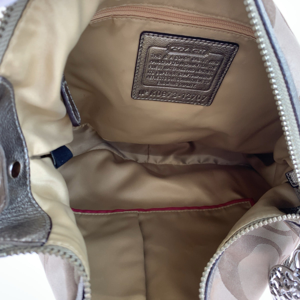 12578
COACH コーチ シグネチャー コンバーチブルホーボー ベージュ キャンバス 13707 ショルダーバッグ 2way 斜め掛け可能 レディース