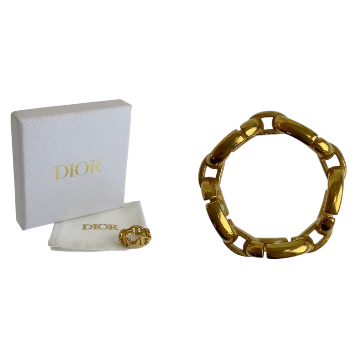 10368
Dior ディオール CD NAVY サイズM ゴールド メタル 指輪 リング 12号 レディース