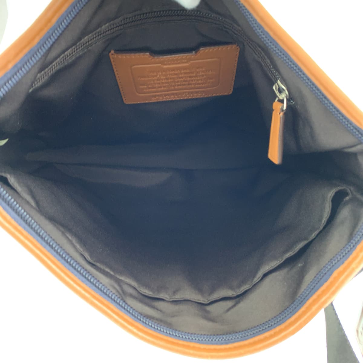 COACH コーチ ヘリテージ ネイビー 紺 ホワイト 白 レザー F71351 ショルダーバッグ メッセンジャーバッグ 斜め掛け メンズ