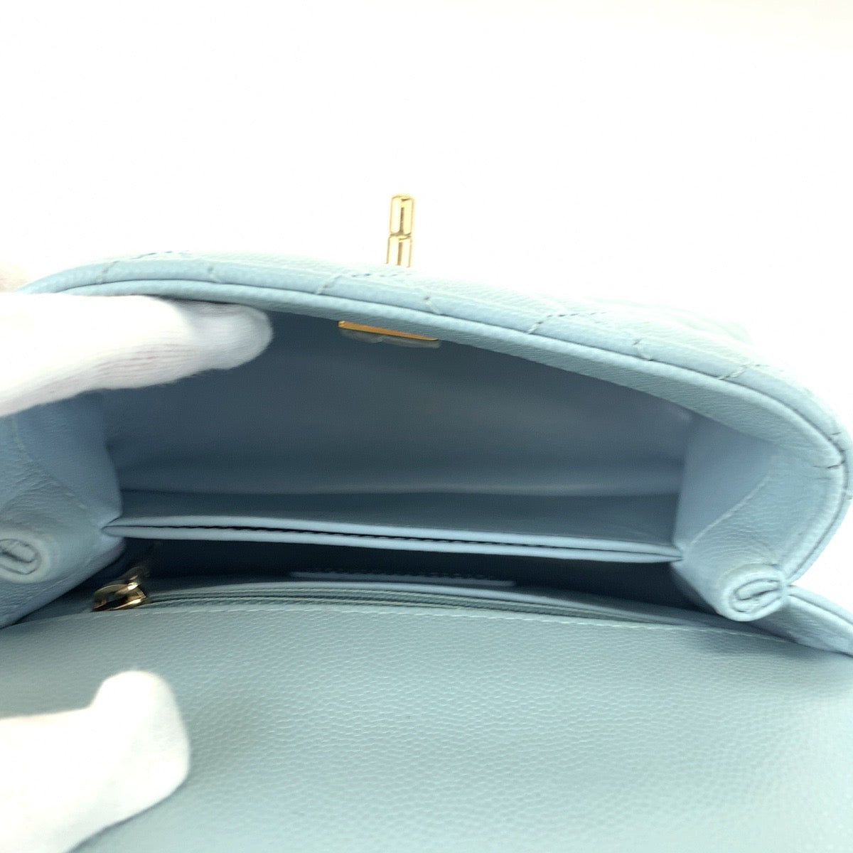 H-00548
CHANEL シャネル マトラッセ ココハンドルXXS ココマーク ターンロック ブルー 青 ゴールド金具 キャビアスキン AS2215 ショルダーバッグ ハンドバッグ 2way レディース