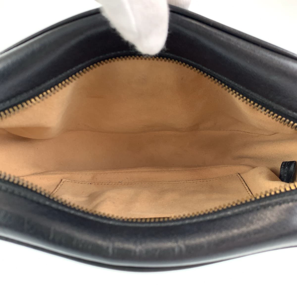 H-00586
GUCCI グッチ GGマーモント キルティング ブラック 黒 レザー 447632 ショルダーバッグ 斜め掛け レディース