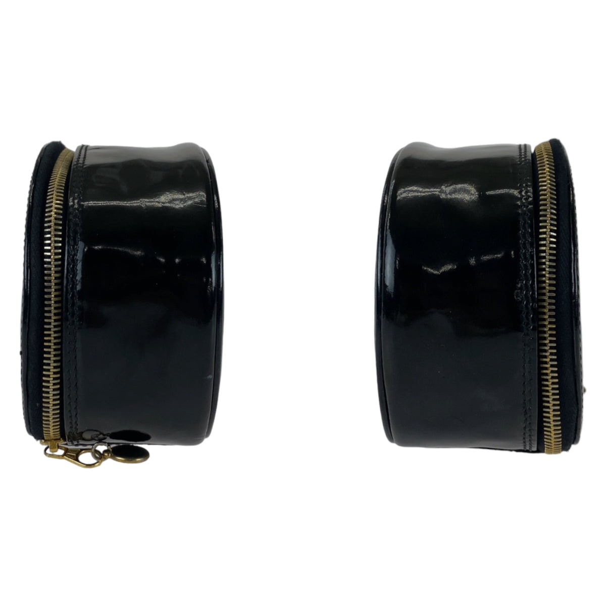 11138
CHANEL シャネル ココマーク 鏡付き ブラック 黒 ゴールド金具 エナメル ポーチ 小物入れ レディース
