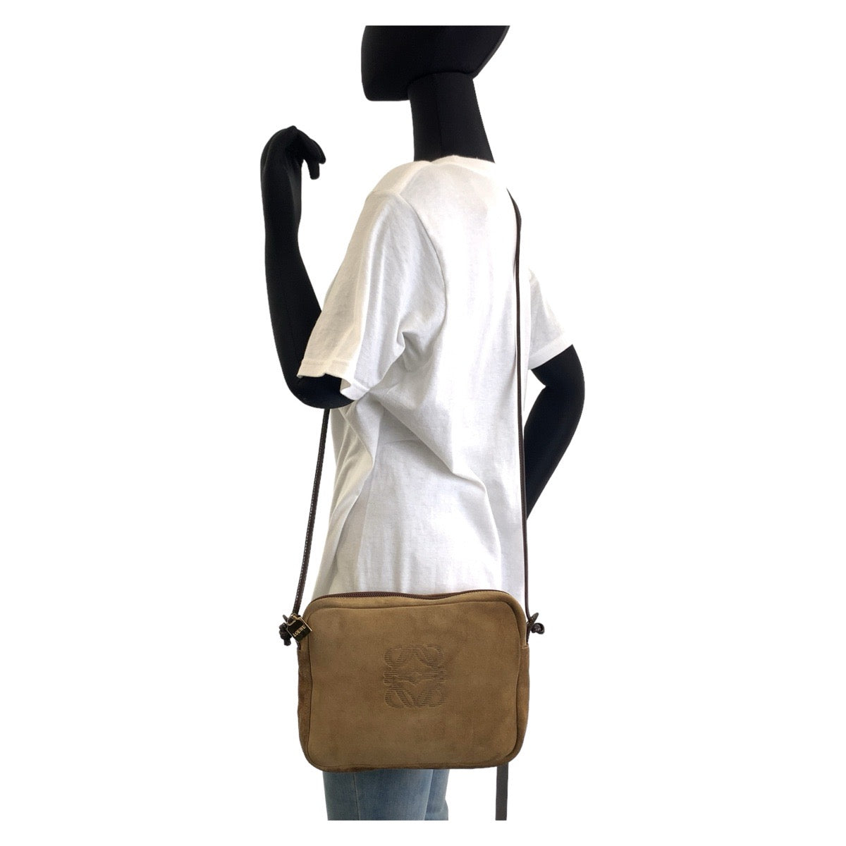 112432
LOEWE ロエベ ヴィンテージ アナグラム ブラウン ゴールド金具 スウェード / レザー 斜め掛け ショルダーバッグ ポシェット カメラバッグ レディース
