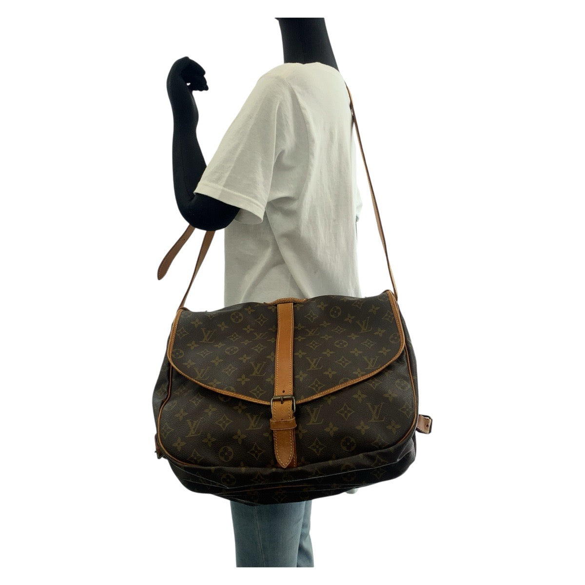 13618
LOUIS VUITTON ルイヴィトン モノグラム ソミュール35 ブラウン ゴールド金具 PVC / レザー M42254 ショルダーバッグ メッセンジャーバッグ レディース