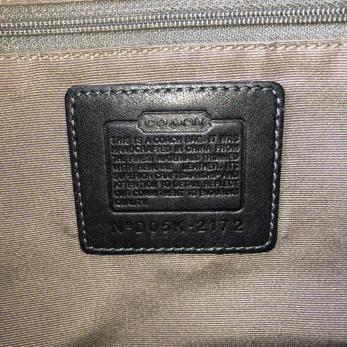 13643
COACH コーチ シグネチャー ブラック 黒 グレー シルバー金具 キャンバス / スウェード ショルダーバッグ レディース