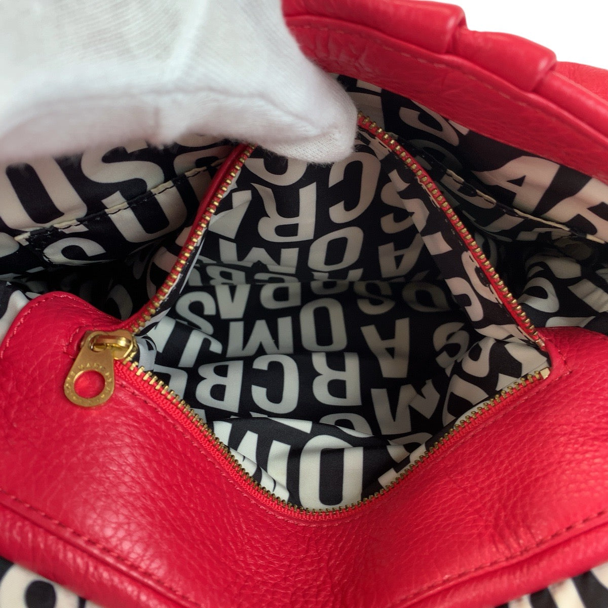 13716
MARC BY MARC JACOBS マークバイマークジェイコブス レッド ゴールド金具 レザー ハンドバッグ ショルダーバッグ 2way レディース