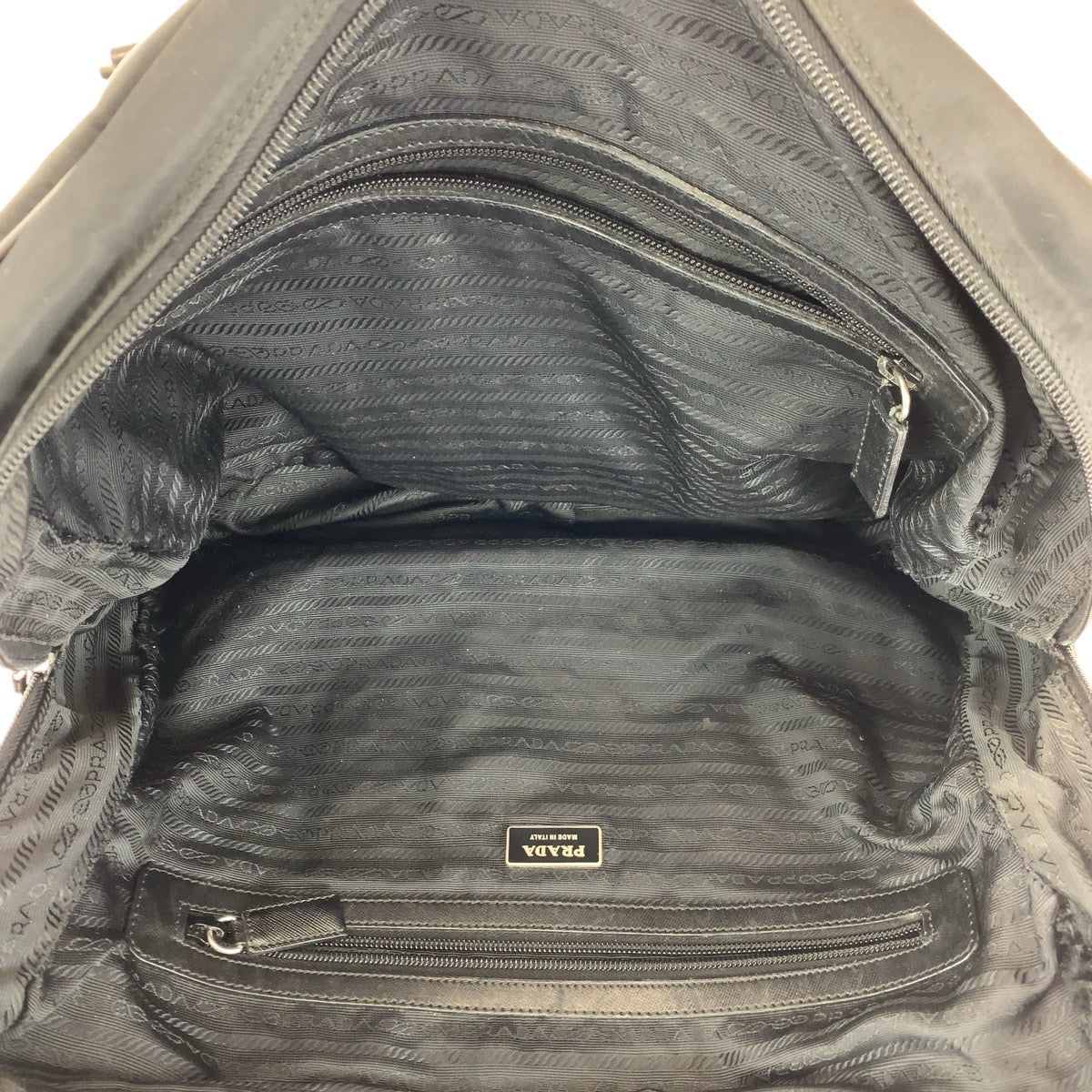 13731
PRADA プラダ テスート 三角ロゴプレート ブラック 黒 シルバー金具 ナイロン / レザー ビジネスバッグ ブリーフケース メンズ