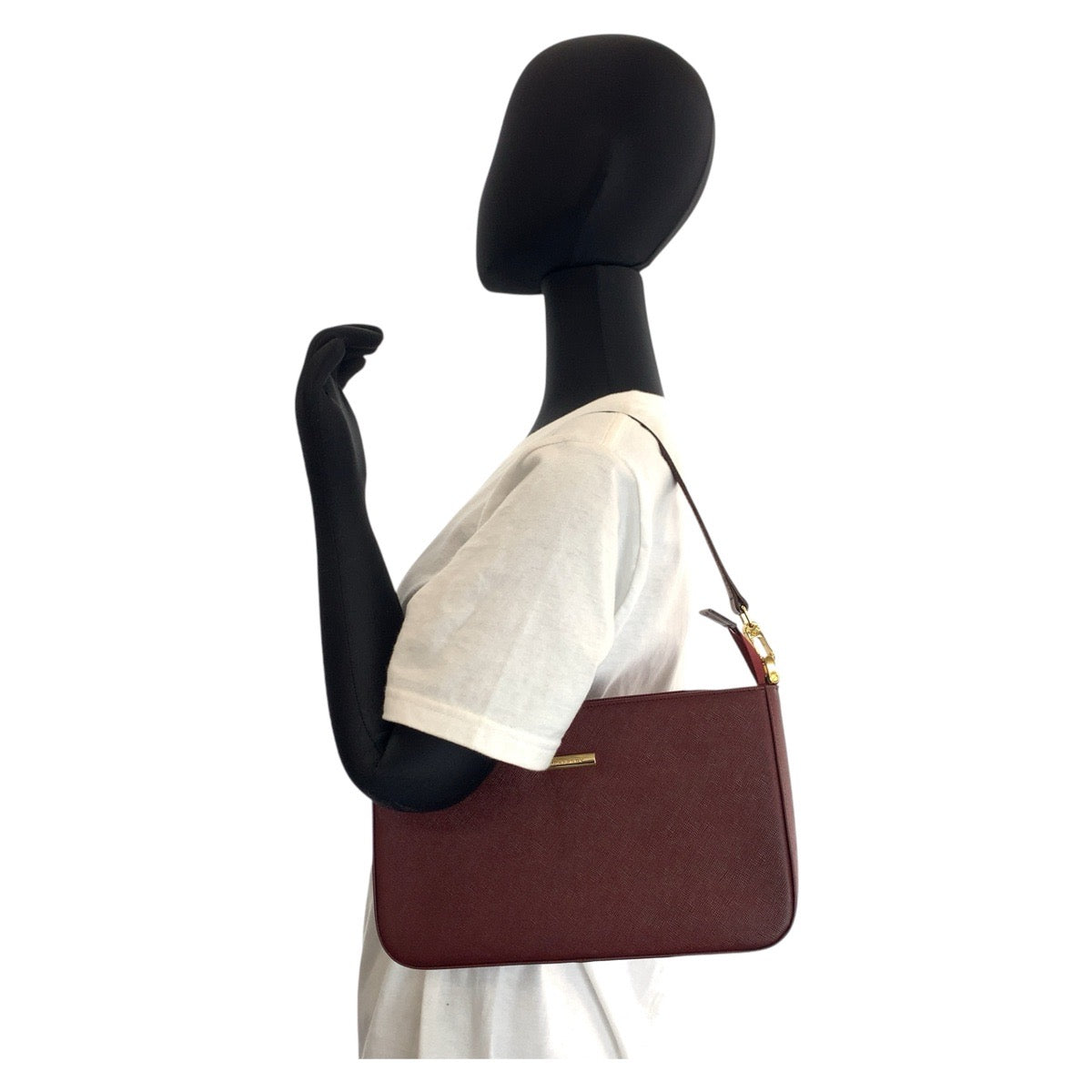 14186
BURBERRY バーバリー 中チェック柄 ボルドー ゴールド金具 レザー ショルダーバッグ レディース