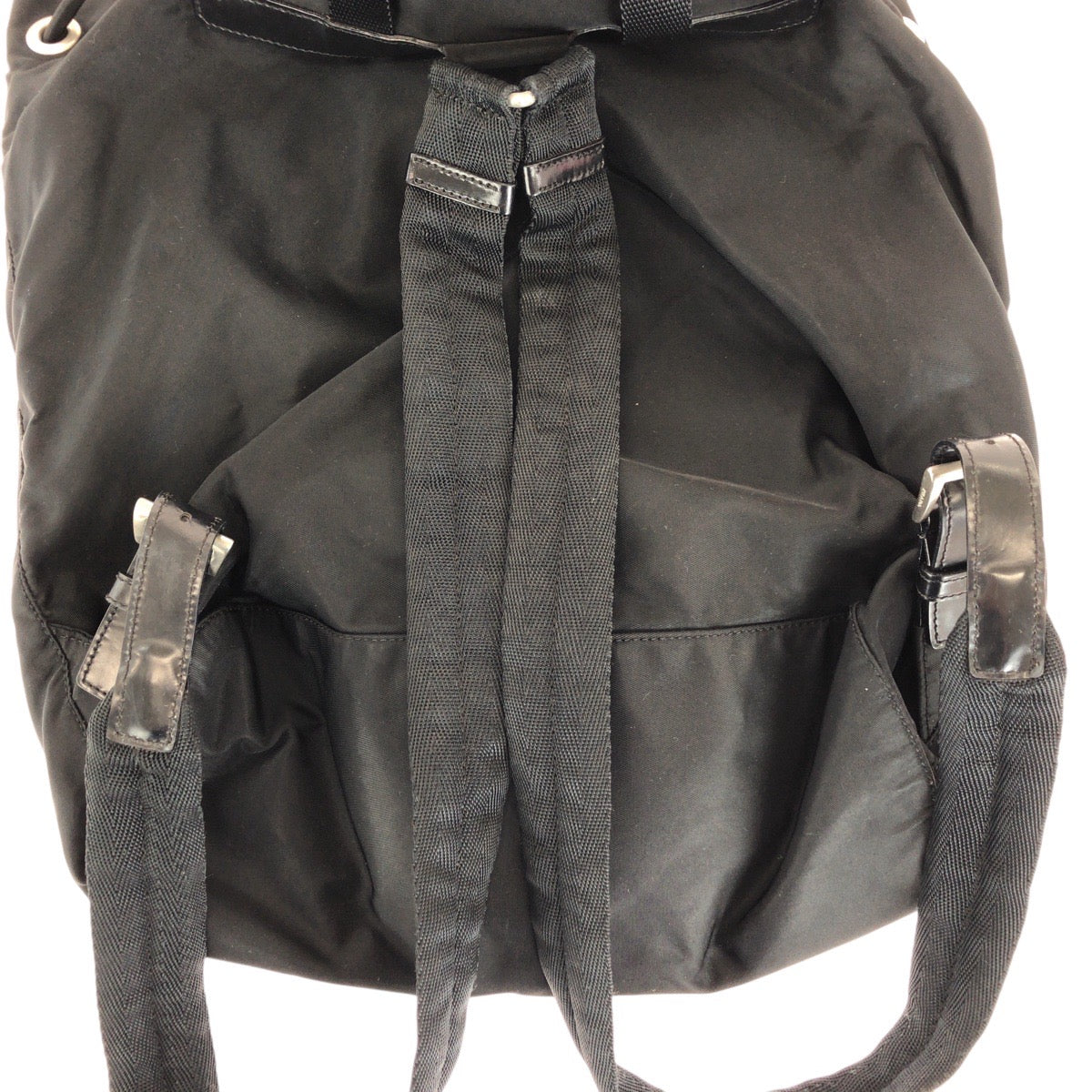 14226
PRADA プラダ テスート 三角ロゴプレート ブラック 黒 シルバー金具 ナイロン リュック・デイパック バックパック 男女兼用 レディース