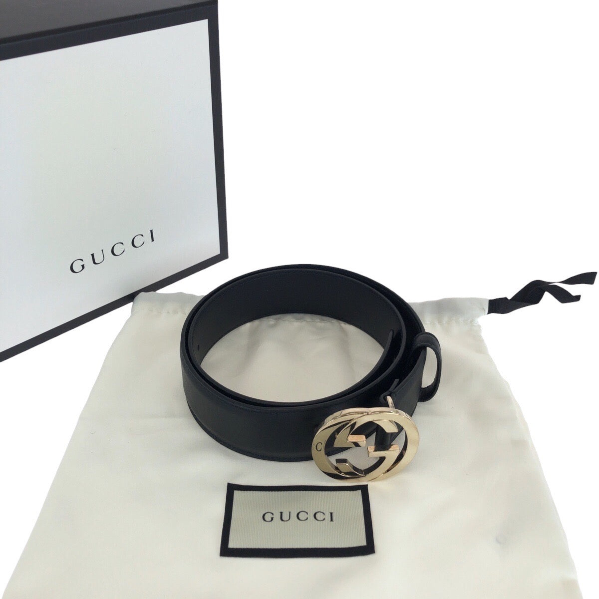 14637
GUCCI グッチ インターロッキング 75cm/30インチ ブラック 黒 ゴールド金具 レザー 370543 ベルト 男女兼用 メンズ