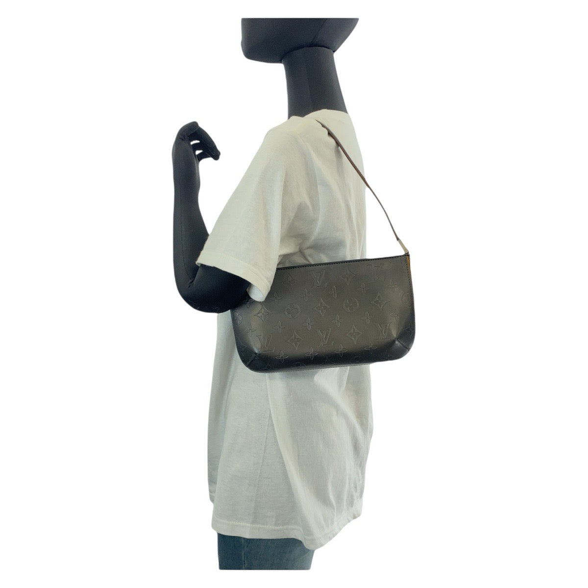 15198
LOUIS VUITTON ルイ ヴィトン モノグラムマット ファウラー グレー シルバー金具 レザー M55145 ショルダーバッグ アクセサリーポーチ レディース