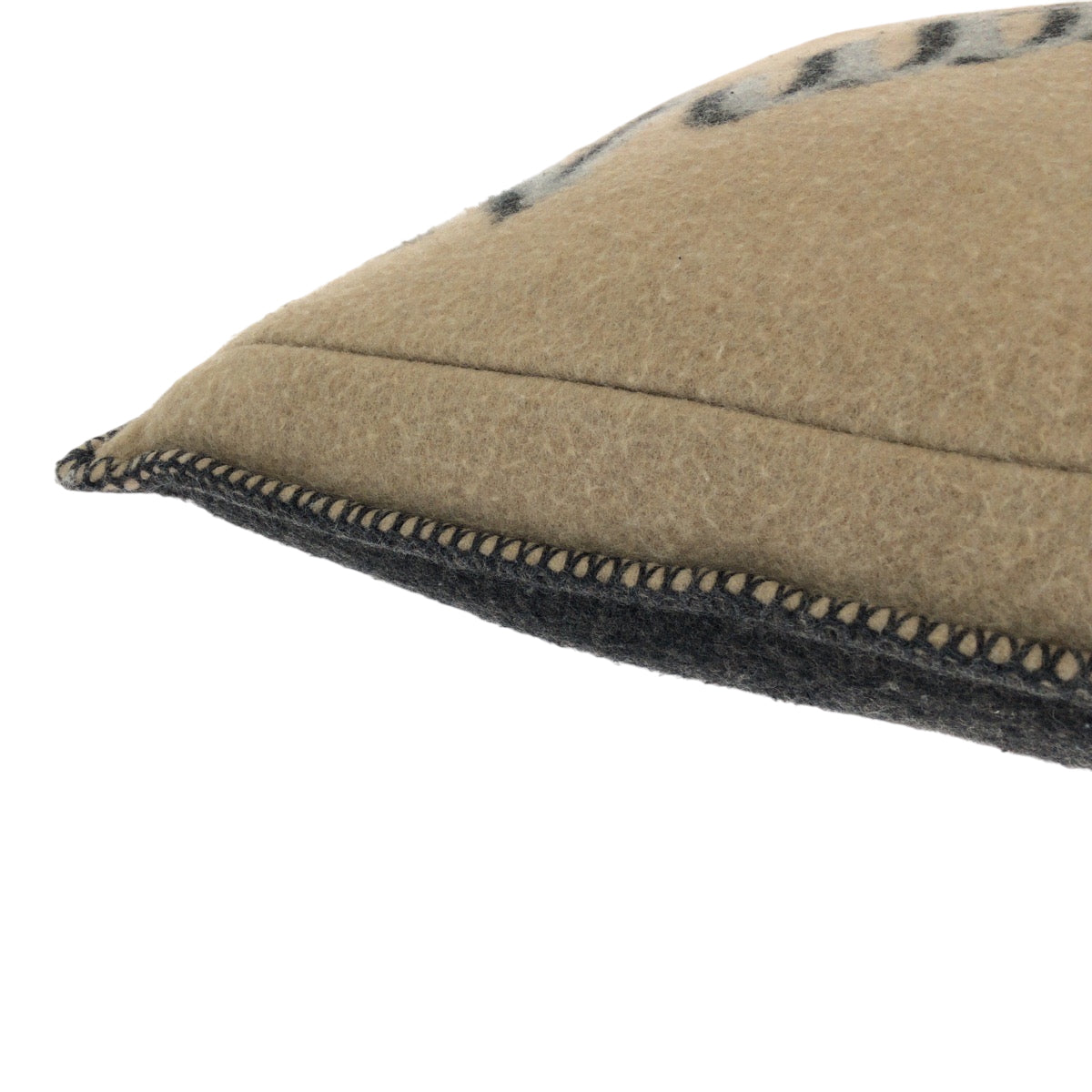 15291
LOUIS VUITTON ルイヴィトン カシミアロゴ ブラウン グレー カシミヤ R99304 インテリア クッション レディース A52