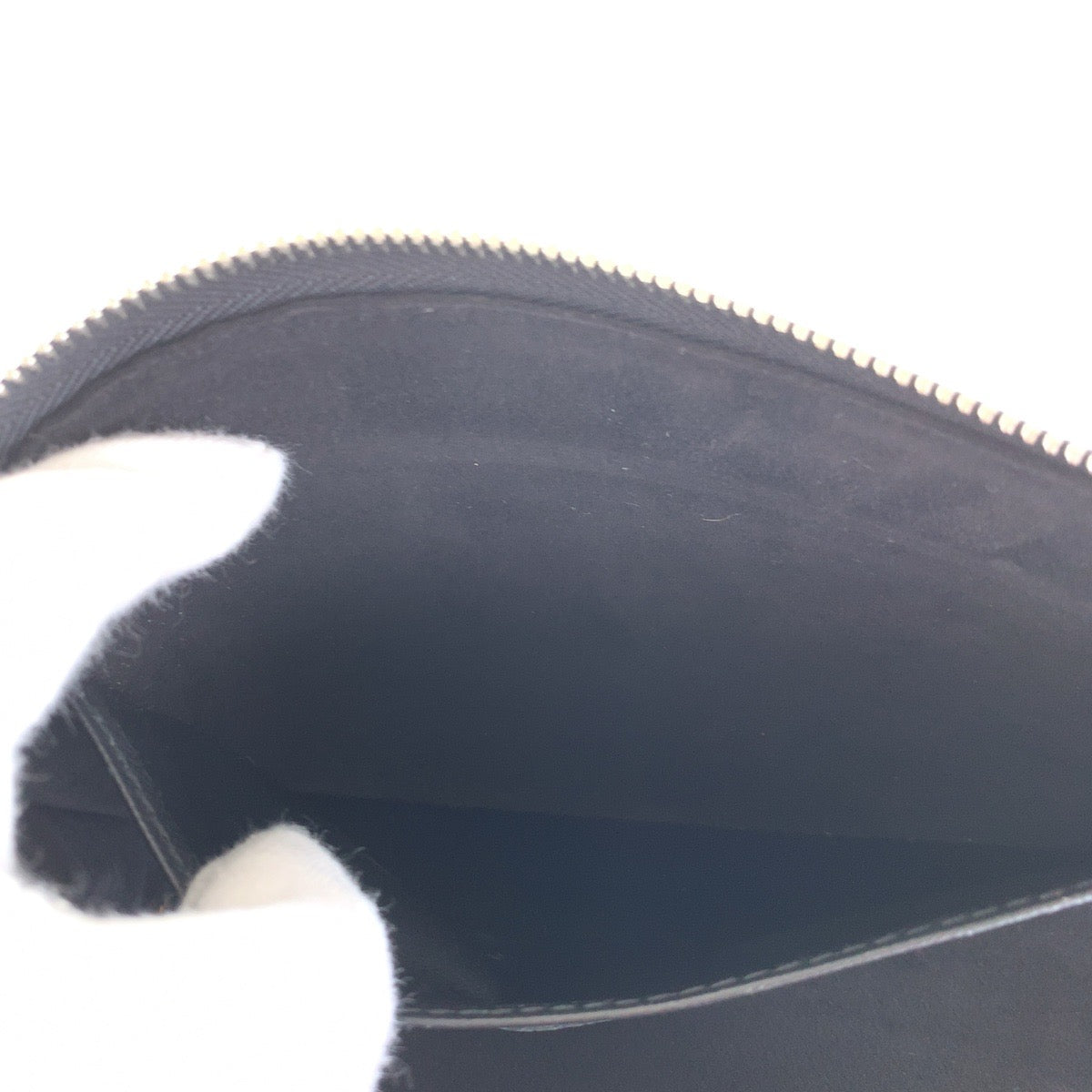 15665
LOUIS VUITTON ルイヴィトン エピ ポシェット ジュール PM ブラック 黒 シルバー金具 レザー M62646 クラッチバッグ セカンドバッグ メンズ