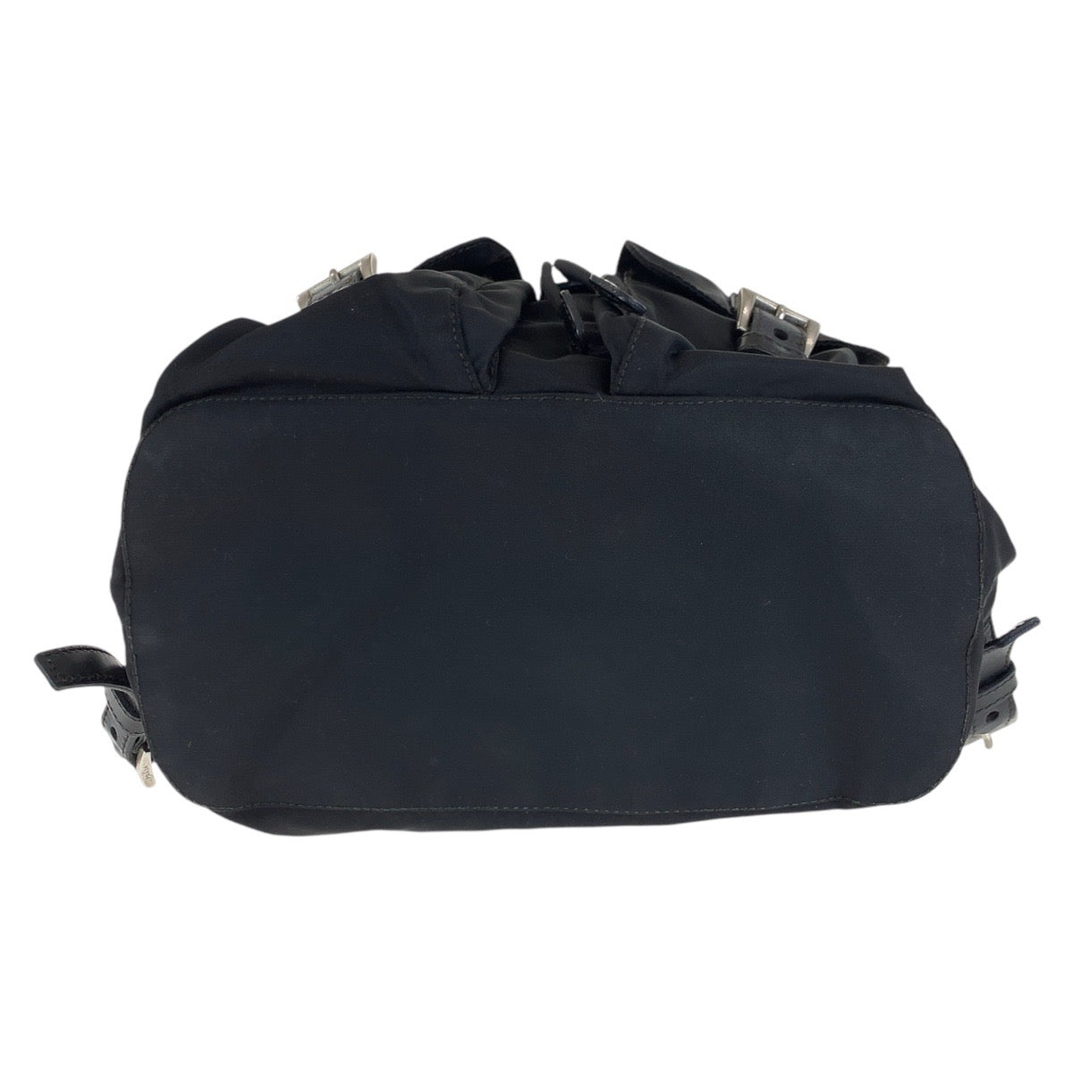 15729
PRADA プラダ テスート 三角ロゴプレート ブラック 黒 シルバー金具 ナイロン / レザー リュック・デイパック バックパック レディース