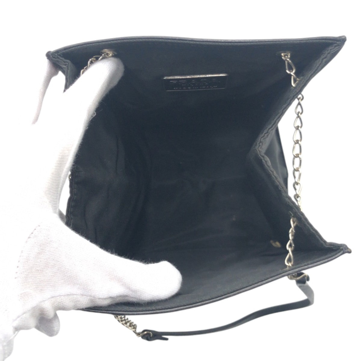 15767
PRADA プラダ チェーンポシェット ブラック 黒 レザー ハンドバッグ ポシェット アクセサリーポーチ レディース