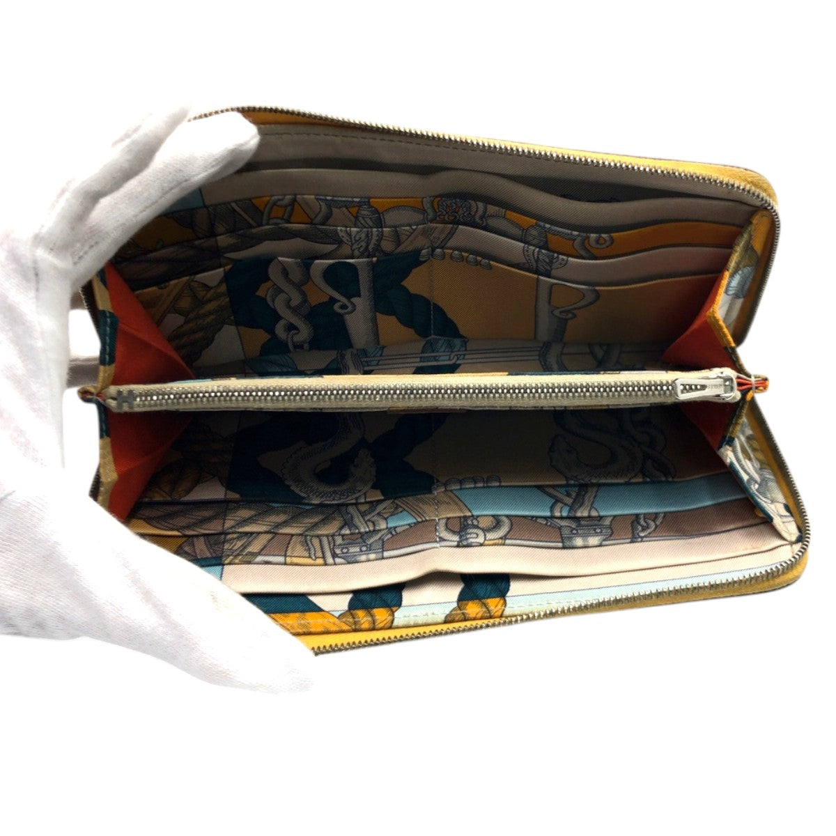 15936
HERMES エルメス アザップロング シルクイン イエロー ヴォーエプソン 長財布 ロングウォレット C刻印 レディース