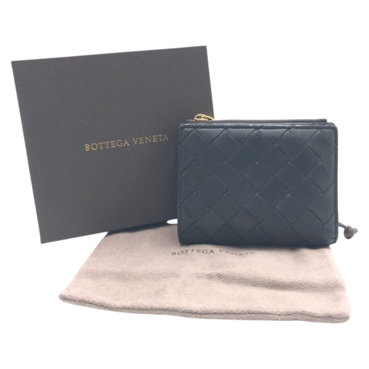 16049
BOTTEGAVENETA ボッテガヴェネタ マキシイントレチャート ブラック 黒 レザー 二つ折り財布 折り財布 コンパクトウォレット レディース
