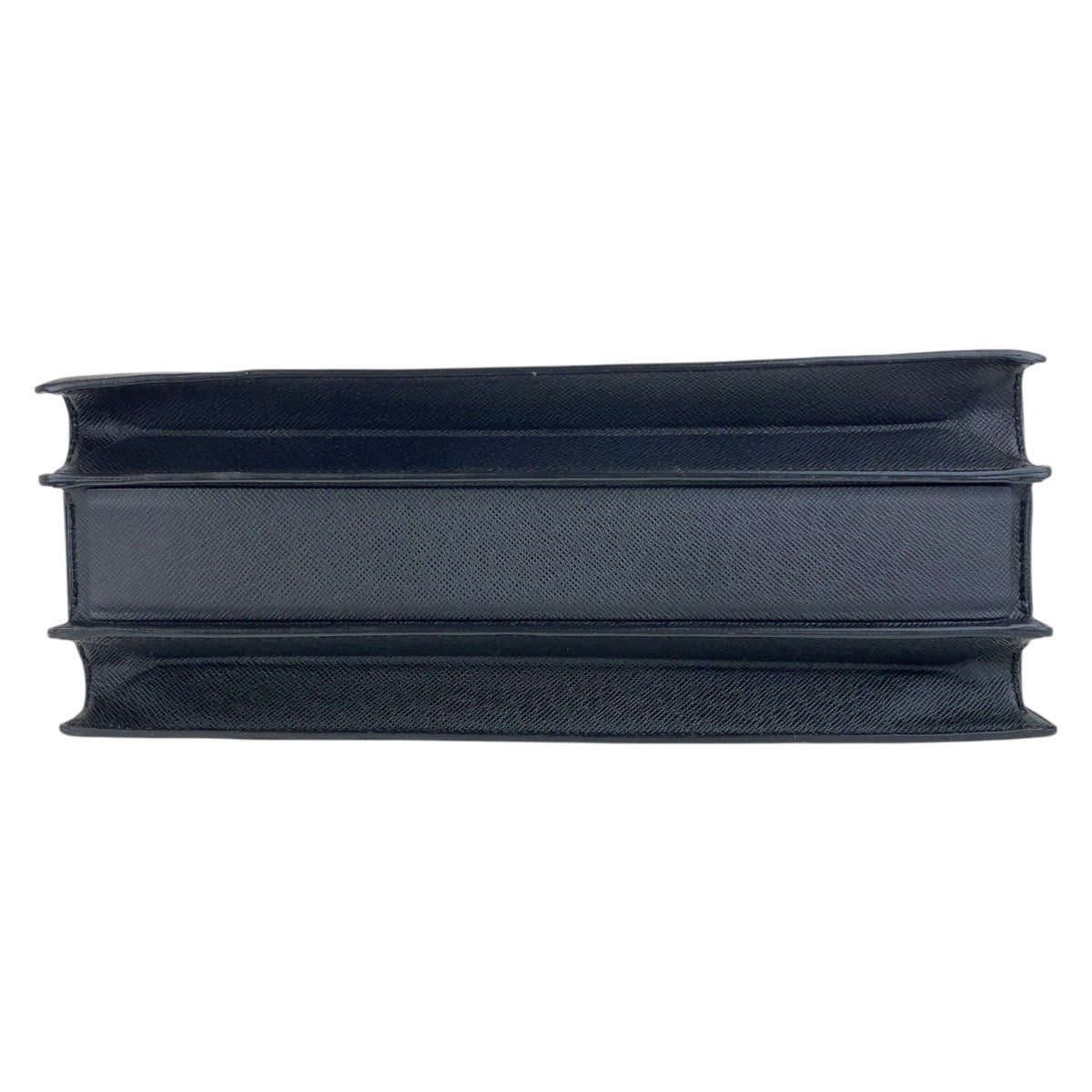 16321
LOUIS VUITTON ルイヴィトン タイガ ピロットケース ウラル ブラック 黒 シルバー金具 レザー M30022 ビジネスバッグ ブリーフケース メンズ A66