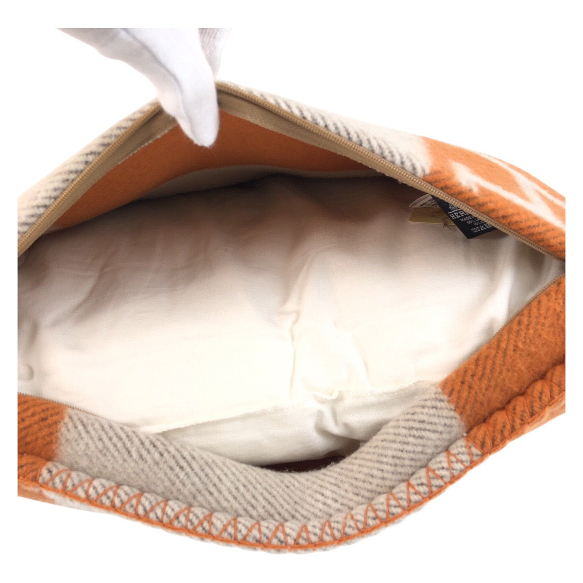 16439
HERMES エルメス アヴァロンクッション PM エクリュ ポティロン ウール / カシミヤ インテリア クッション 男女兼用 レディース
