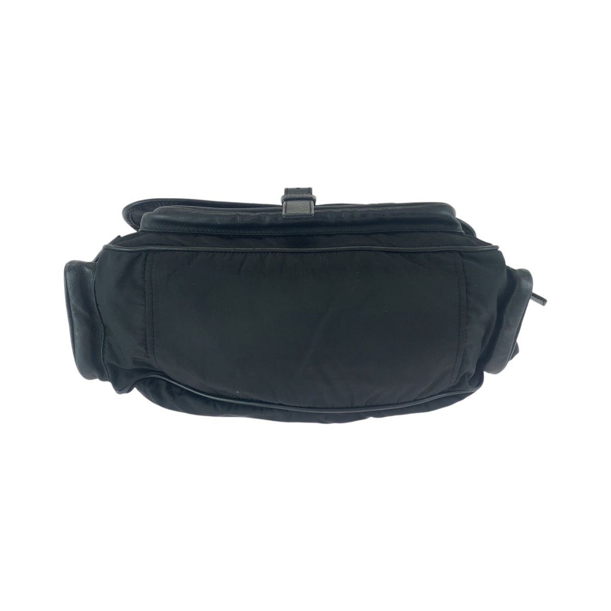 16644
PRADA プラダ テスート 三角ロゴプレート ブラック 黒 シルバー金具 ナイロン ショルダーバッグ メッセンジャーバッグ メンズ ABP56