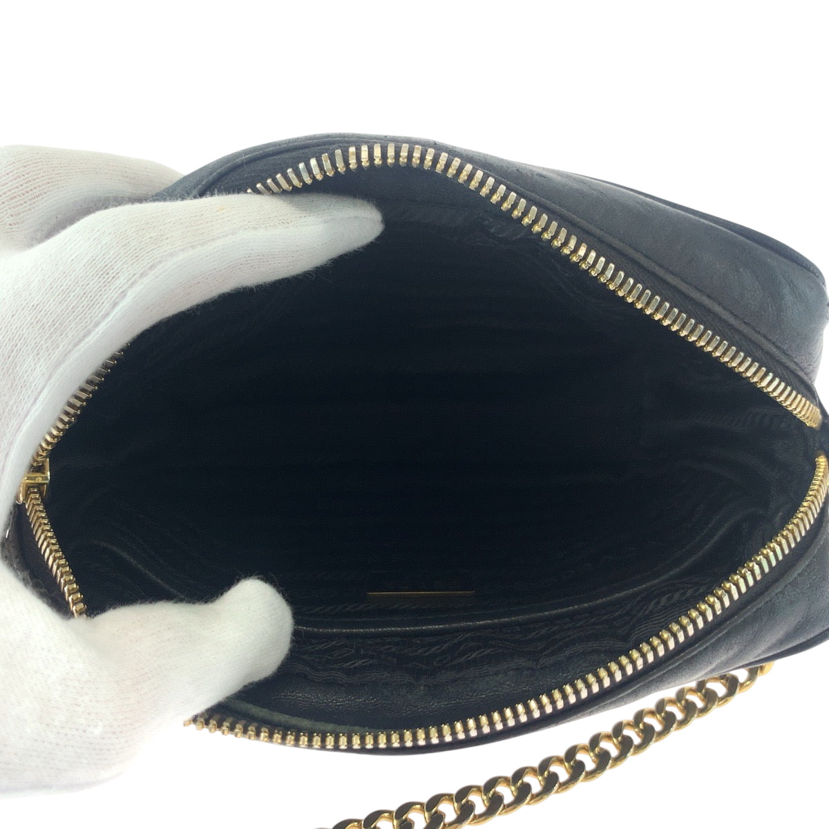 17089
PRADA プラダ ナッパレザー ギャザー ブラック 黒 ゴールド金具 レザー 1BH112 チェーンショルダーバッグ レディース AB66