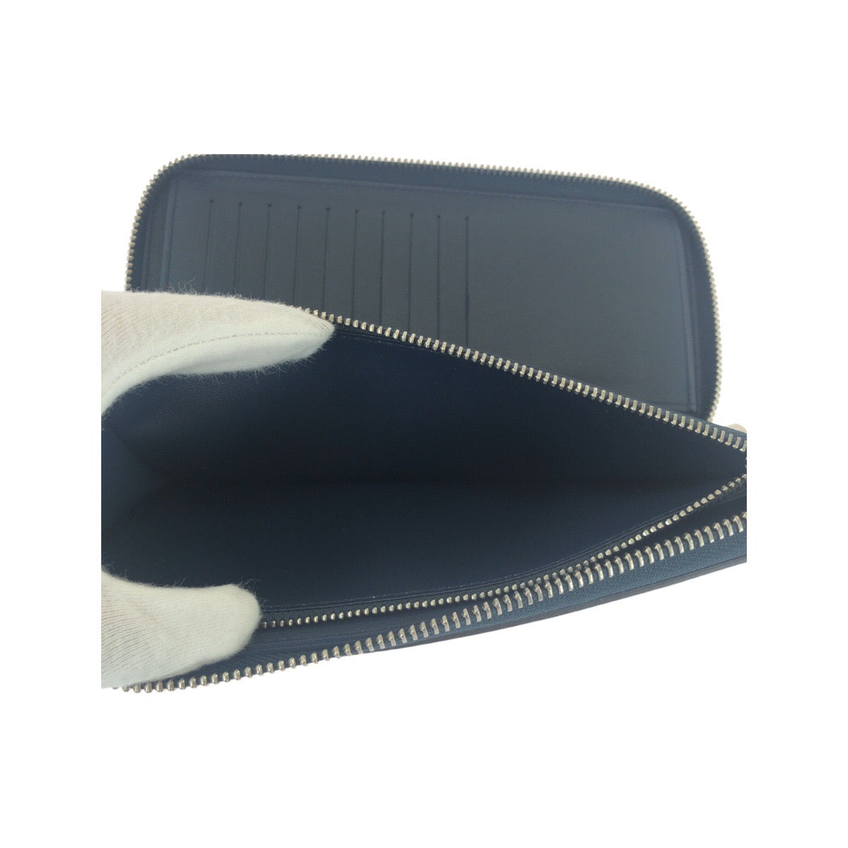 17119
LOUIS VUITTON ルイヴィトン トリヨン ジッピーウォレット ヴェルティカル ネイビー 紺 シルバー金具 レザー M58865 長財布 ロングウォレット メンズ A65