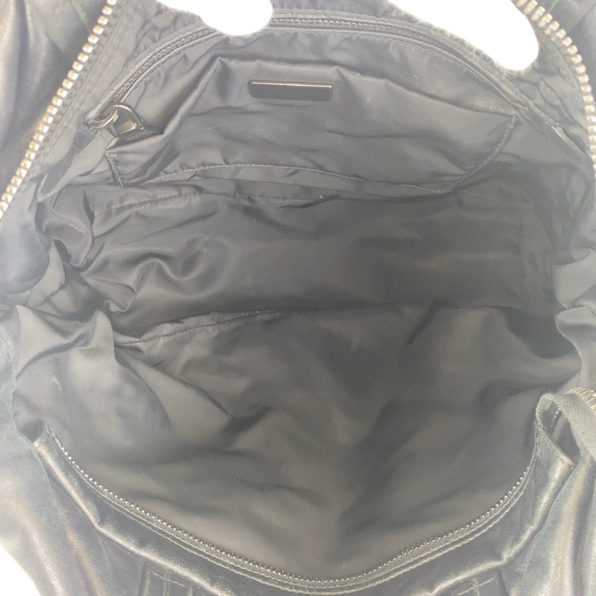 17156
PRADA プラダ テスート 三角ロゴプレート バイカラー ネイビー ブラック シルバー金具 ナイロン トートバッグ ショルダーバッグ レディース AB46