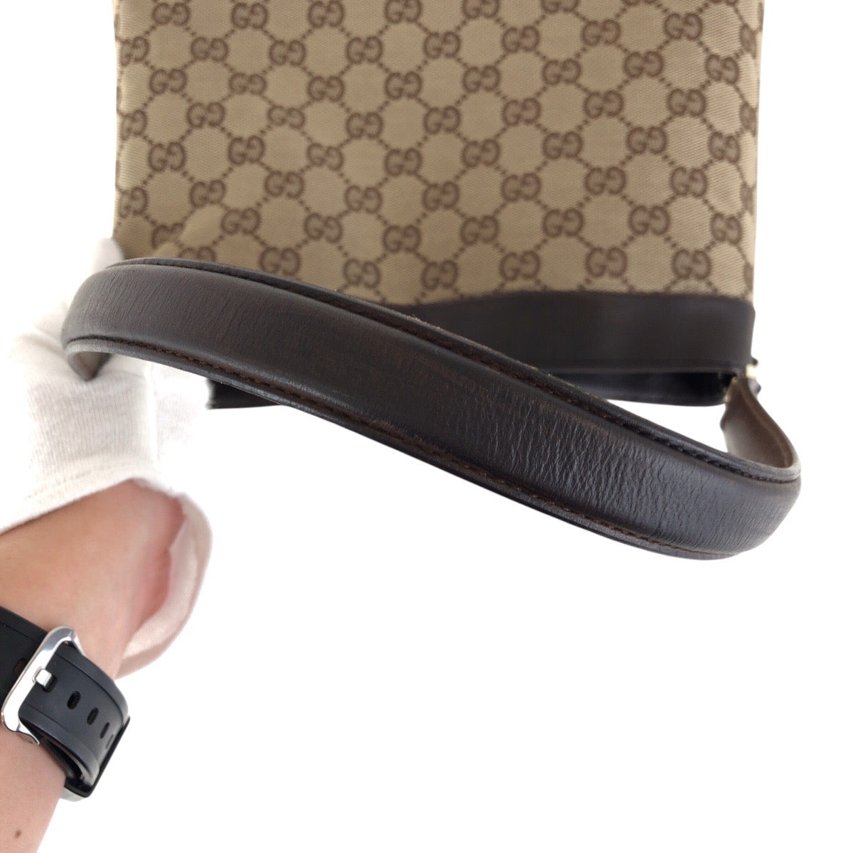 17191
GUCCI グッチ ブラウン ゴールド金具 GGキャンバス / レザー 001 4231 ショルダーバッグ レディース ABP