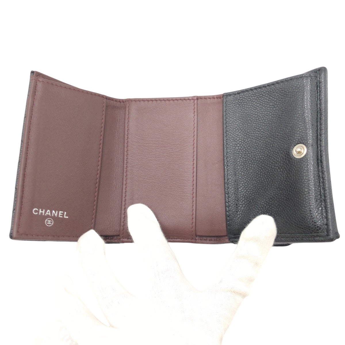 17251
CHANEL シャネル マトラッセ ココマーク ブラック 黒 レザー 三つ折り財布 折財布 コンパクトウォレット レディース A72