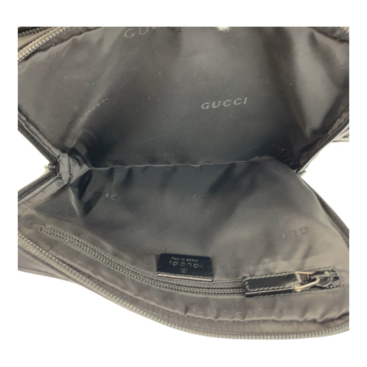 17509
GUCCI グッチ ブラック 黒 シルバー金具 ナイロン / レザー 018 1607 セカンドバッグ クラッチバッグ メンズ