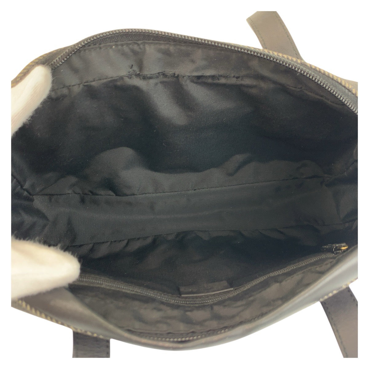18131
GUCCI グッチ ブラック 黒 ゴールド金具 GGキャンバス / レザー 92729 ショルダーバッグ レディース ABP39