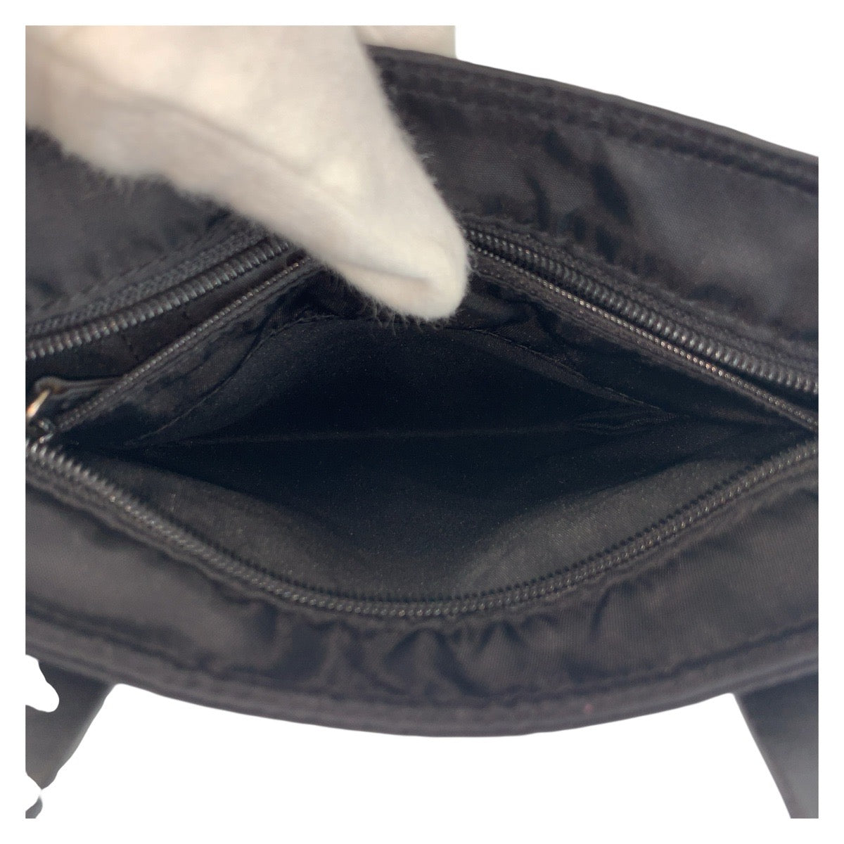 18145
PRADA プラダ テスート 三角ロゴプレート ナイロン / レザー トートバッグ ハンドバッグ レディース A40