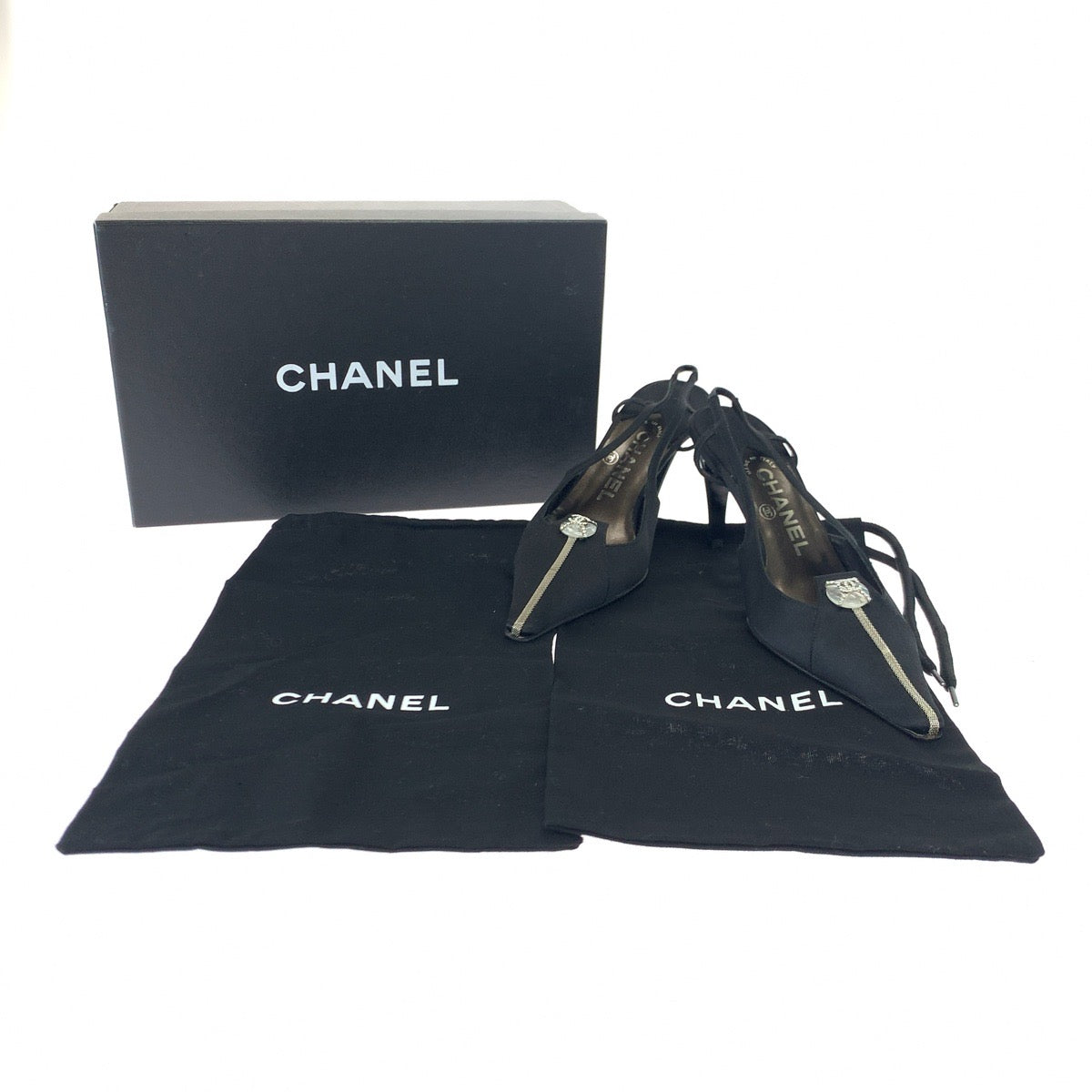 18527
CHANEL シャネル ココマーク ラインストーン サイズ36 1/2 バッグストラップ ブラック 黒 シルバー金具 サテン パンプス ミュール ハイヒール レディース SA38