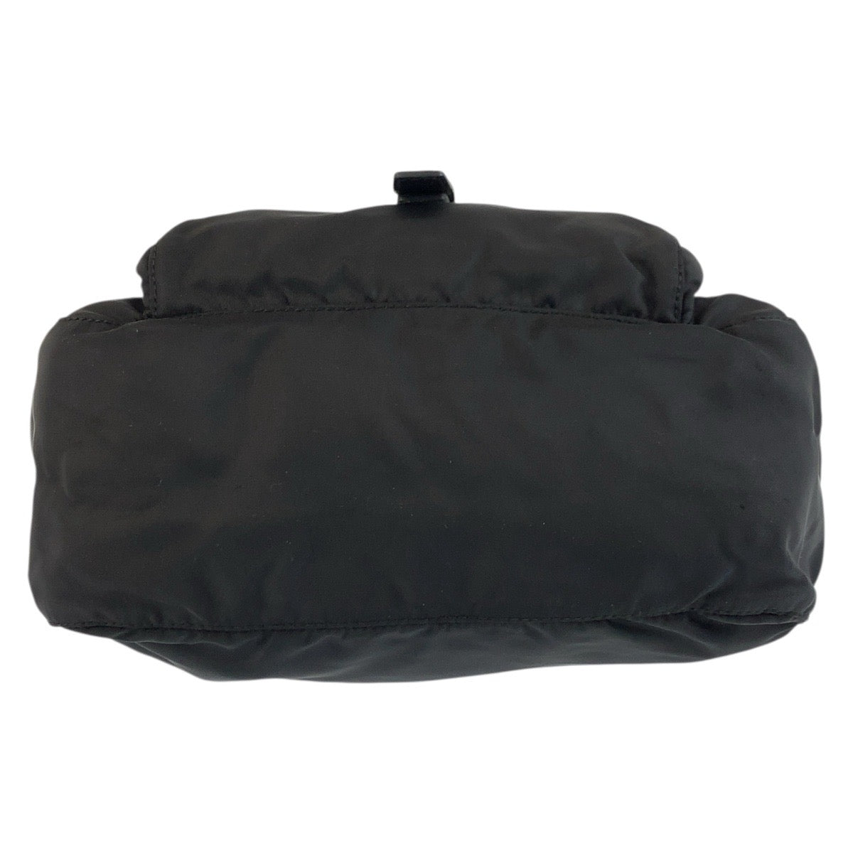 19172
PRADA プラダ テスート 三角ロゴプレート ブラック 黒 シルバー金具 ナイロン ショルダーバッグ ポシェット レディース ABP34