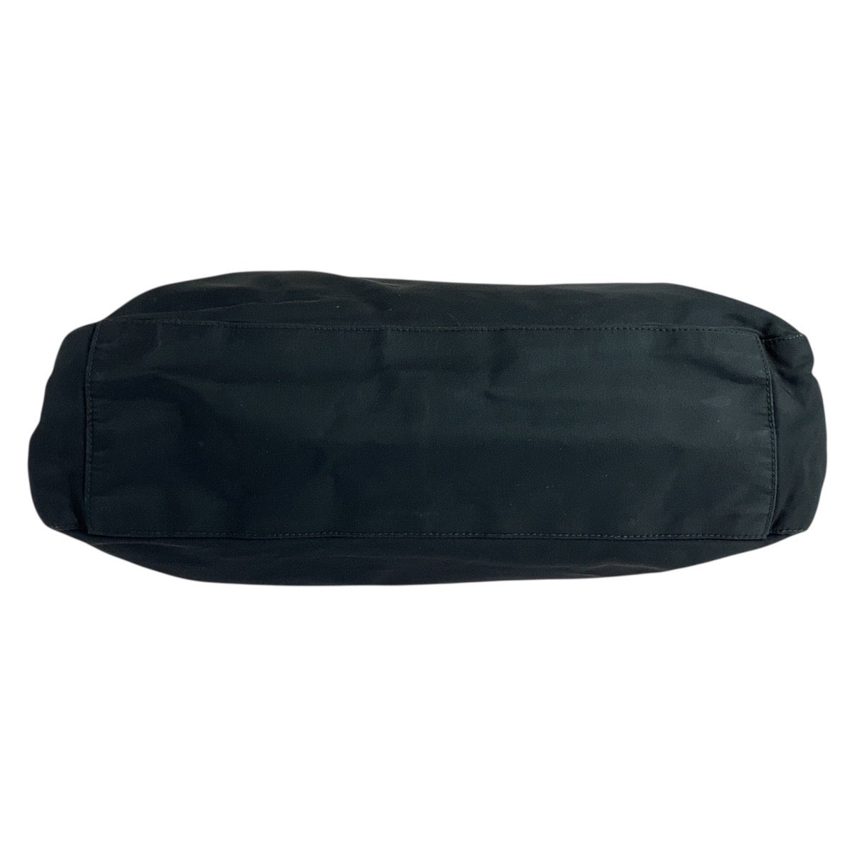 19342
PRADA プラダ テスート 三角ロゴプレート ブラック 黒 シルバー金具 ナイロン ショルダーバッグ レディース AB31