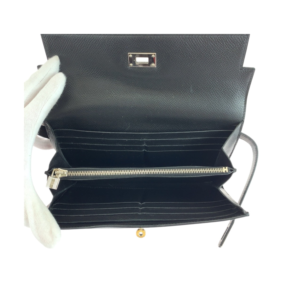 19538
HERMES エルメス ケリーウォレット ブラック 黒 シルバー金具 ヴォーエプソン 長財布 ロングウォレット 男女兼用 ▫︎N刻印 レディース ABP13