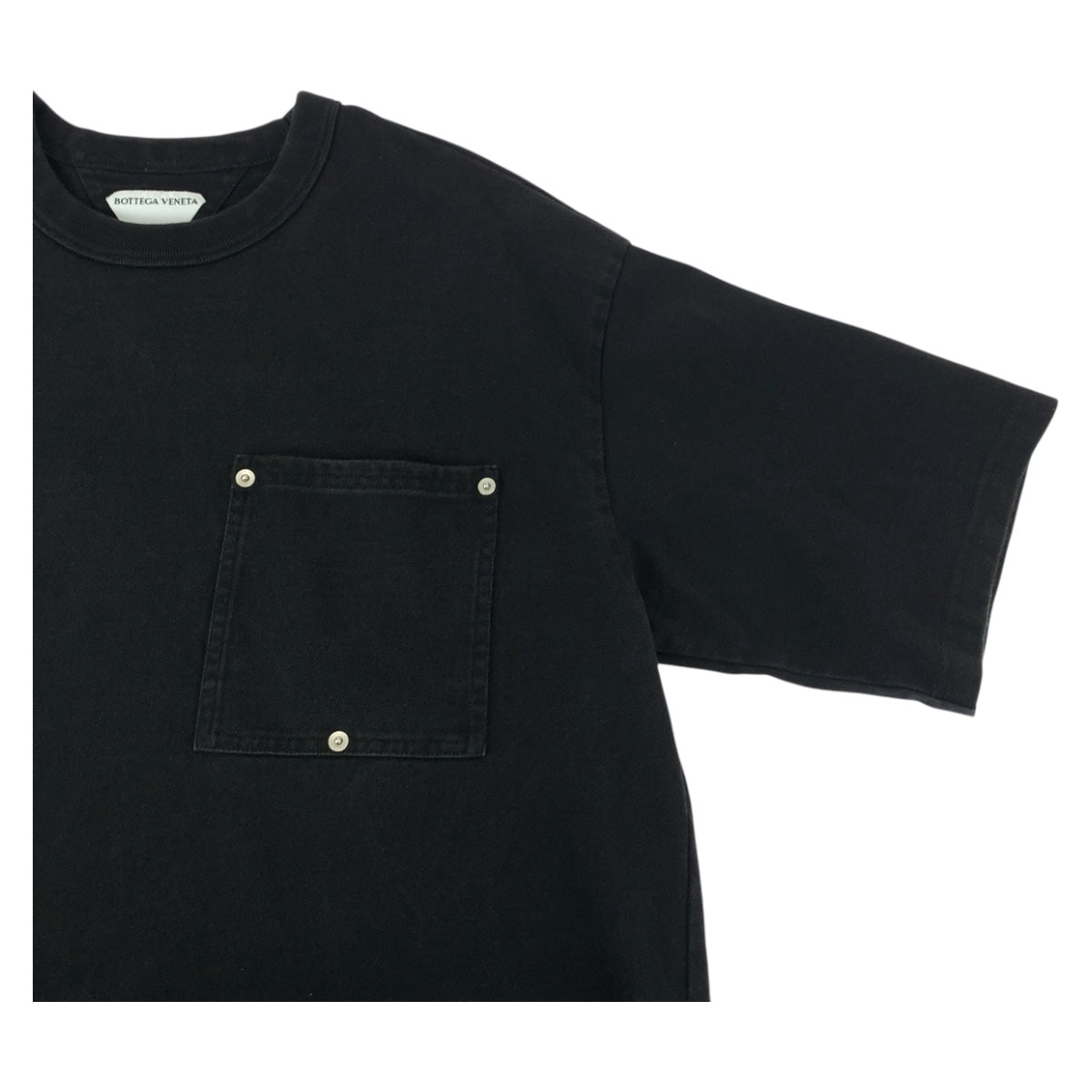 20431
BOTTEGAVENETA ボッテガヴェネタ サイズM ブラック 黒 コットン 702402VKLZO 半袖Tシャツ クルーネック メンズ A42