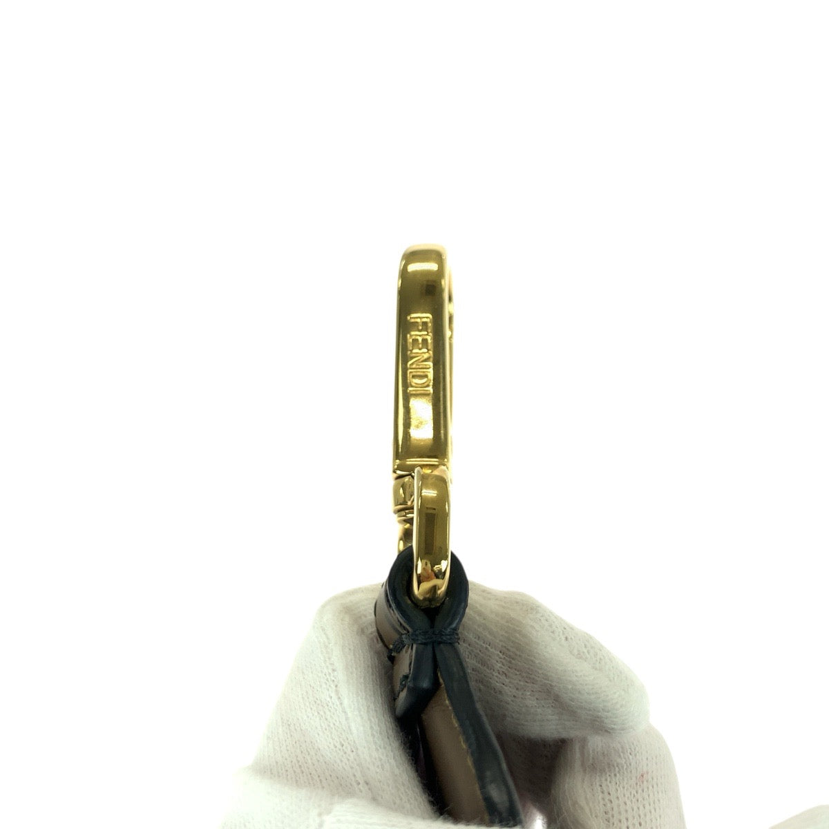 21030
FENDI フェンディ ストラップユー FFロゴ ブラウン ゴールド金具 レザー ショルダーストラップ レディース A42