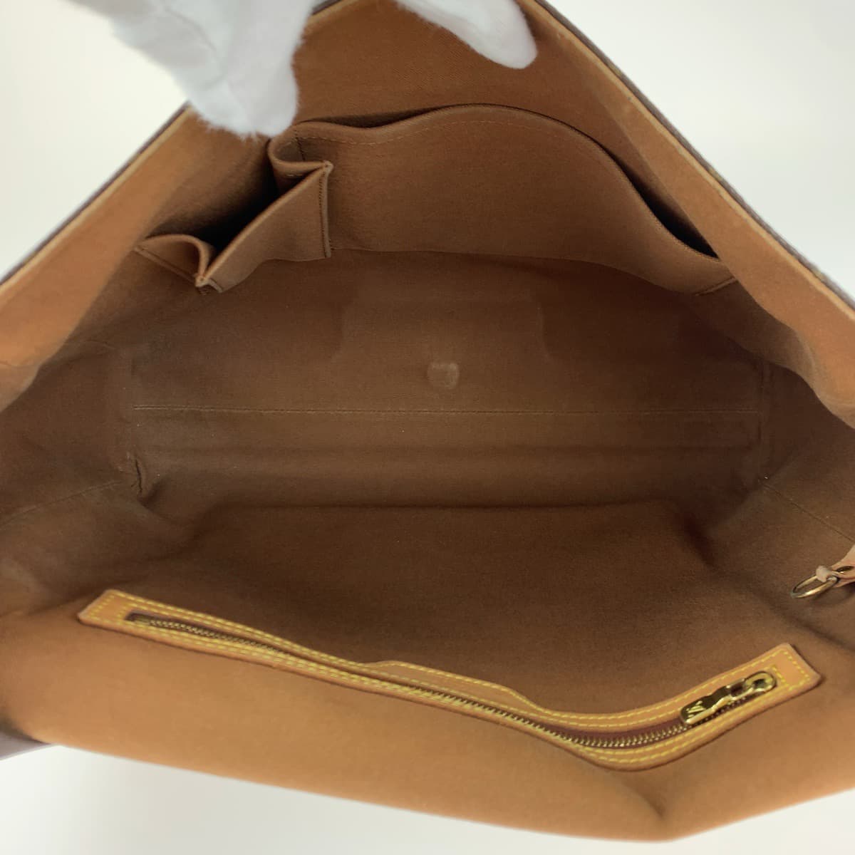 21094
LOUIS VUITTON ルイヴィトン モノグラム アベス ブラウン PVC M45257 ショルダーバッグ 斜め掛け メッセンジャーバッグ メンズ AB52