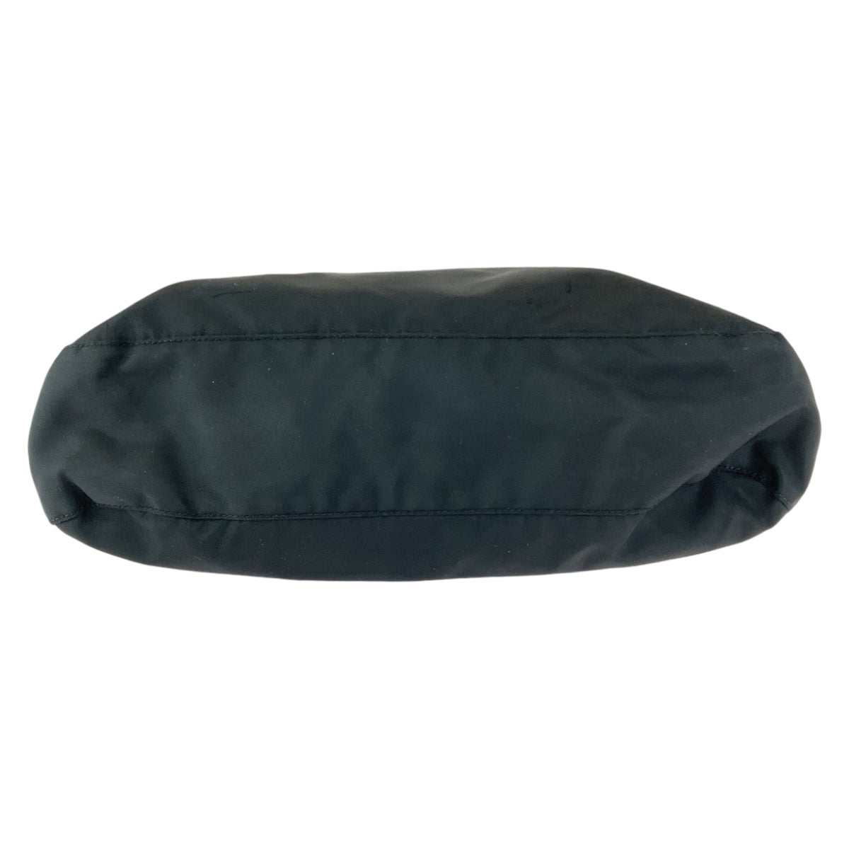 21414
PRADA プラダ テスート 三角ロゴプレート ブラック シルバー金具 ナイロン ショルダーバッグ ポシェット レディース AB40