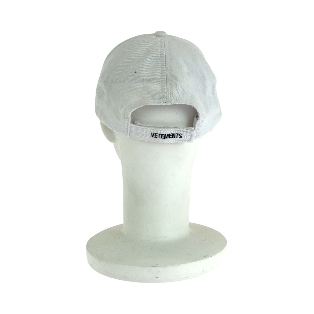 21553
VETEMENTS ヴェトモン フリーサイズ ホワイト コットン キャップ ベースボールキャップ メンズ A17