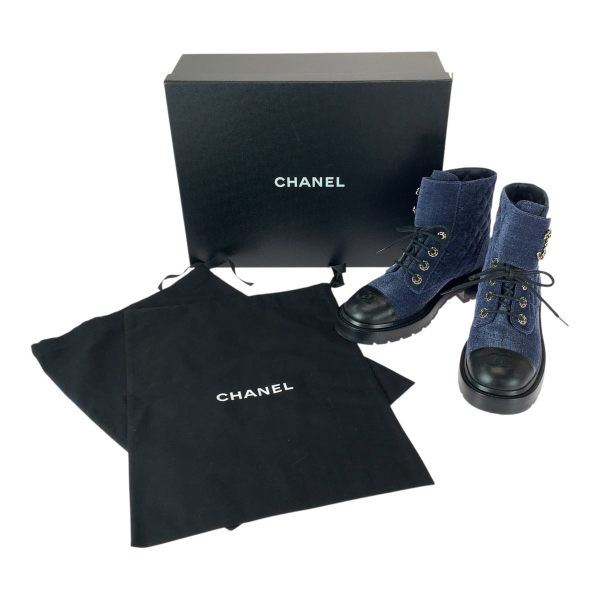 22579
CHANEL シャネル マトラッセ ココマーク サイズ38C ネイビー ブラック ゴールド金具 ベルベット / レザー G36424 ブーツ ショートブーツ レディース A110