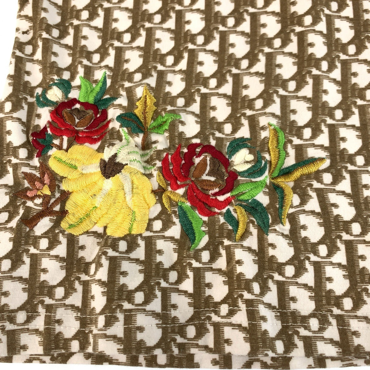 24013
Christian Dior Trotter Flower Size 38 Beige Cotton Short Sleeve T-shirt V-neck T-shirt Ladies A56