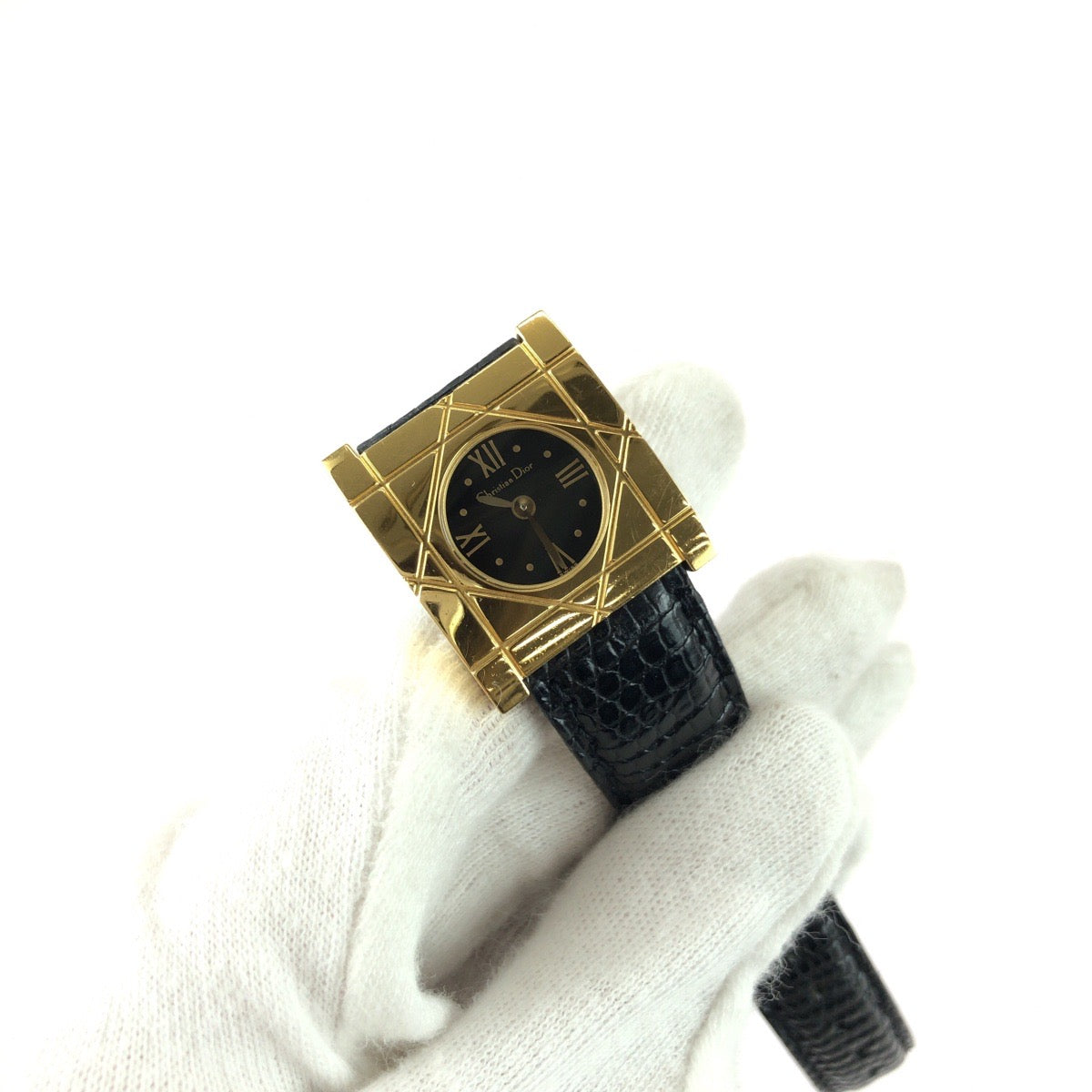 24935
Dior ディオール ヴィンテージ カナージュ クールカレ ブラック 黒 ゴールド金具 ステンレススチール / レザー D82-150 腕時計 クオーツ ブラック文字盤 ABP35
