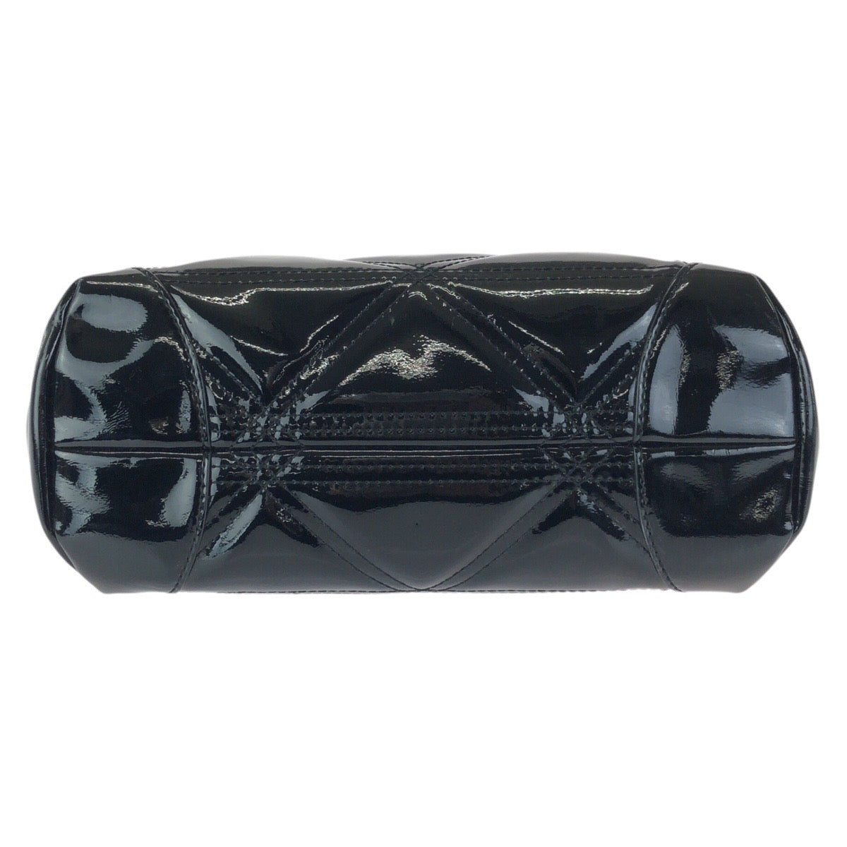 25173
Vivienne Westwood ヴィヴィアンウエストウッド ヤスミン オーブロゴ ブラック 黒 ガンメタ金具 エナメル ハンドバッグ レディース ABP21