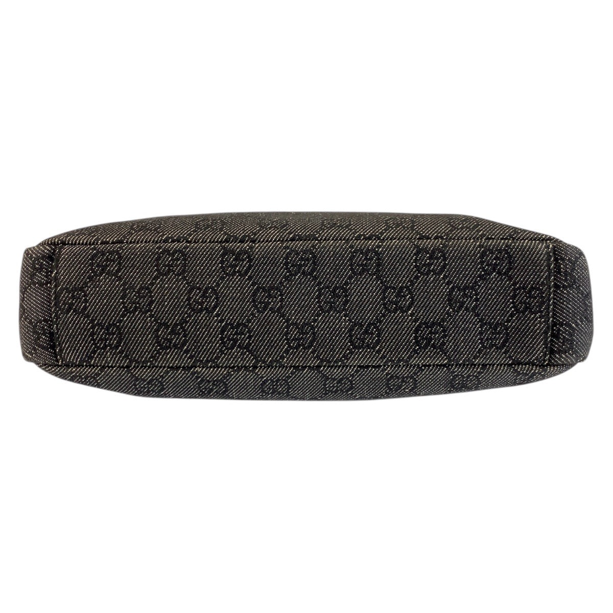 25207
GUCCI グッチ ブラック 黒 シルバー金具 GGキャンバス 35098 ショルダーバッグ ポシェット レディース A42