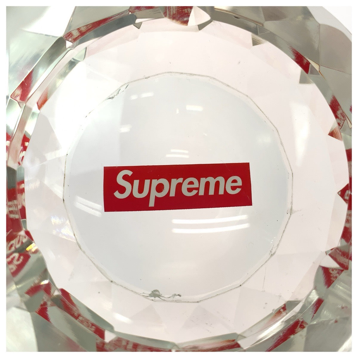 26427
Supreme シュプリーム プロダクトライン Diamond Cut Crystal Ashtray クリア レッド ホワイト クリスタル / ガラス 灰皿 レディース AB