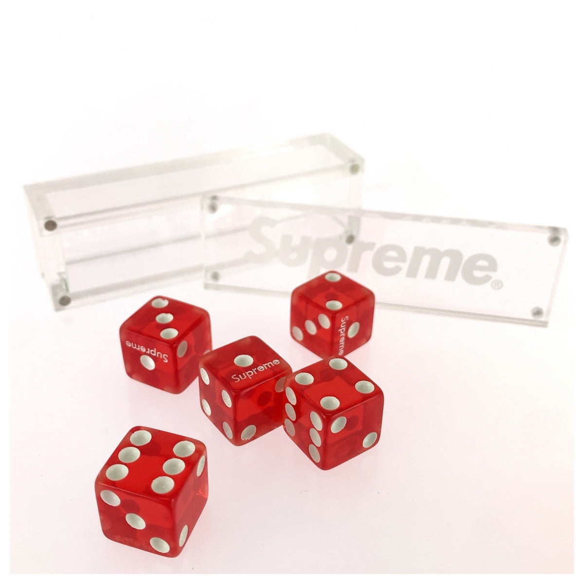 26434
Supreme シュプリーム Supreme Dice Set レッド ホワイト クリア アクリル サイコロ レディース AB